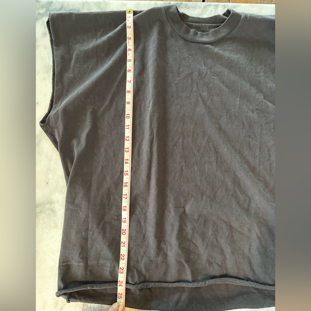 Yeezy Vultures 1 Box Tee Vol. 1 Sz 1 / S #0855 - Picture 6 of 8